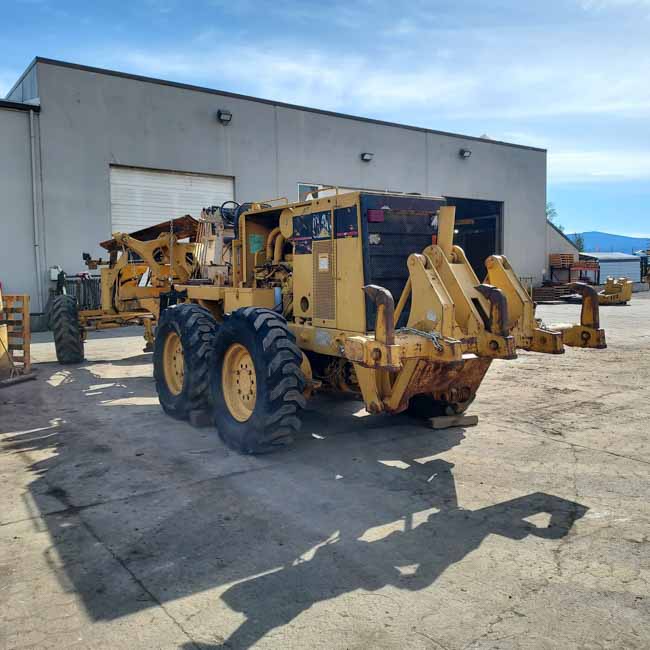 140H Motor Grader 4