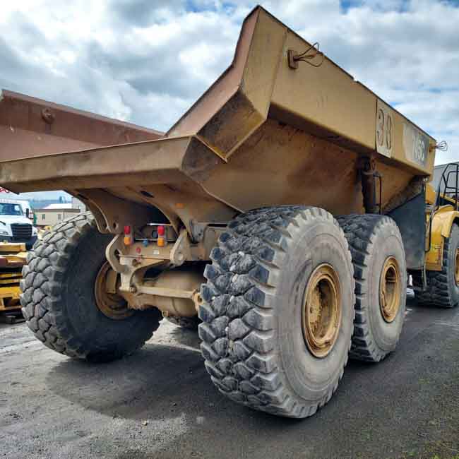 745 Articulated Truck 4