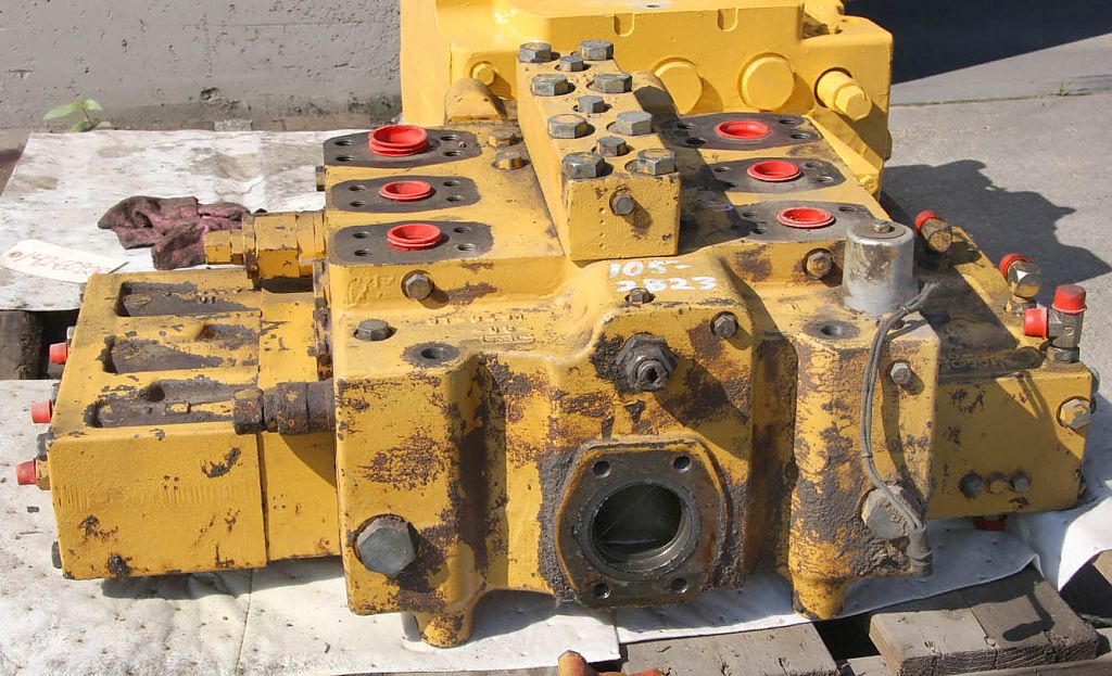 Used VALVE GRP 1052823
