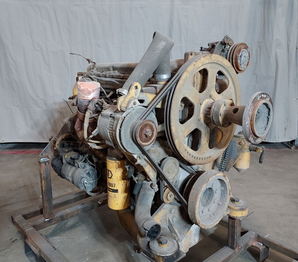 Used ENGINE ARR 1061757 6