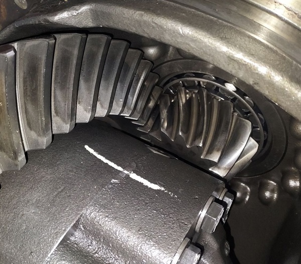 Used DIFFERENTIAL GRP - FRONT 1080063 2