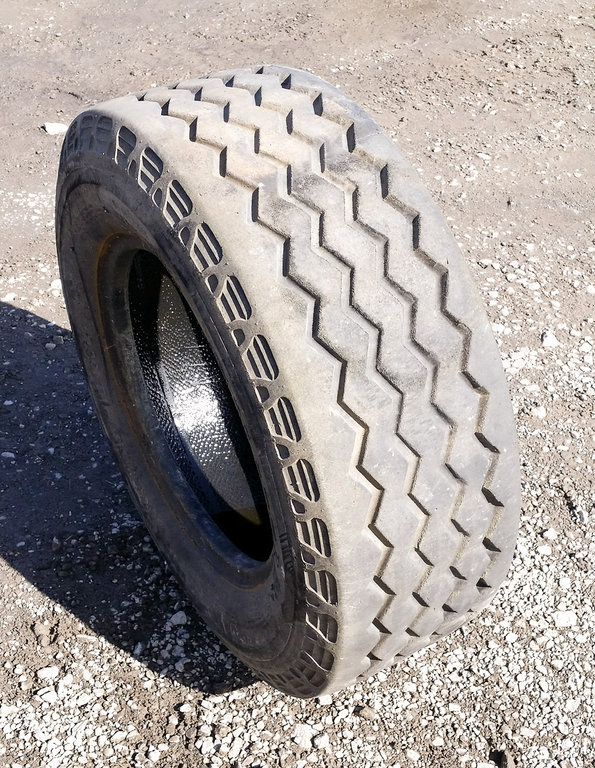 Used TIRE 11.0X16 2