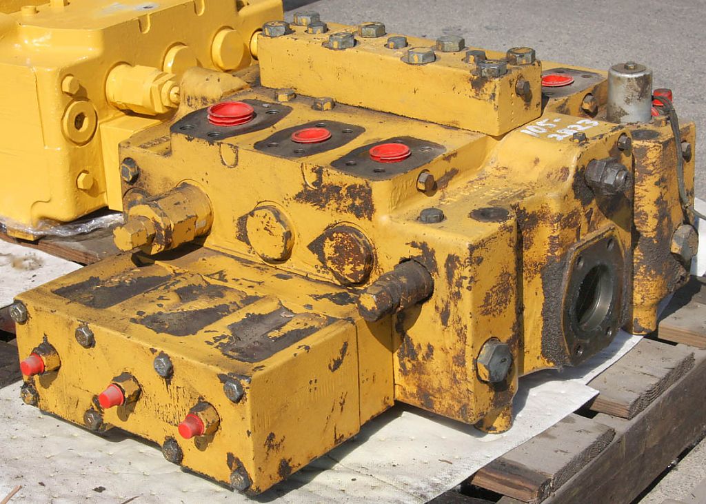 Used VALVE GRP 1110353 5