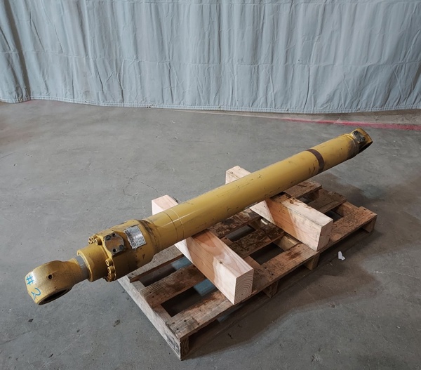 Good Used CYLINDER GRP - BOOM 1184023 4