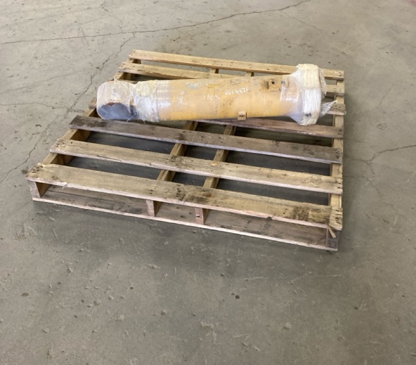 Used CYLINDER A 1239755 3