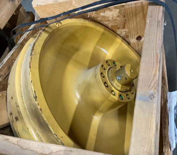 Unused Caterpillar IDLER GP TRACK 1254655Unused Caterpillar IDLER GP TRACK 1254655