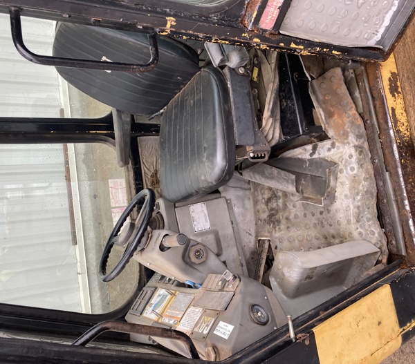 Used CAB GRP 1274240 2