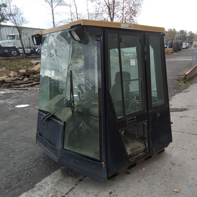 Used CAB A - ENCLOSED 1289662 7