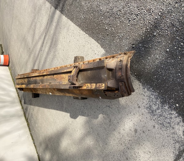 Used MOLDBOARD A 1362545