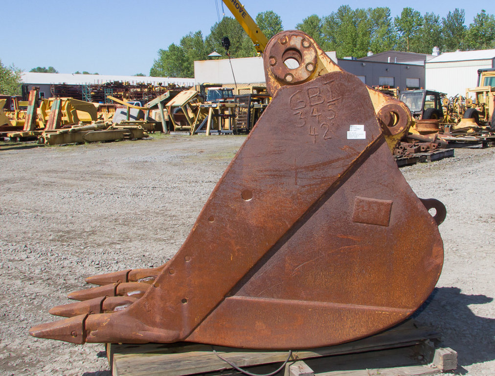 Used BUCKET & ADJUSTER GP 1366241