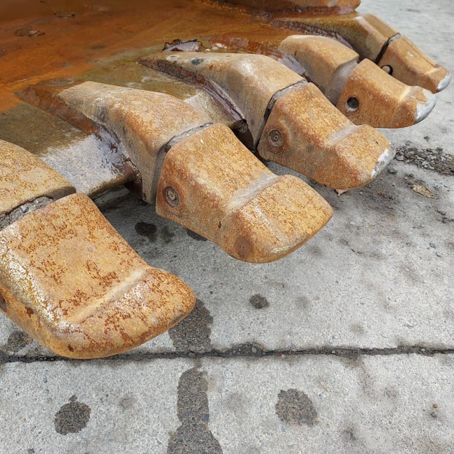 Used BUCKET A 1366250 14