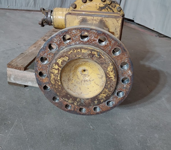 Used AXLE ARR 1382726 2