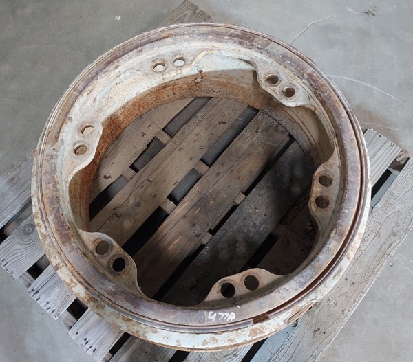 Used RIM GRP 1432138 2
