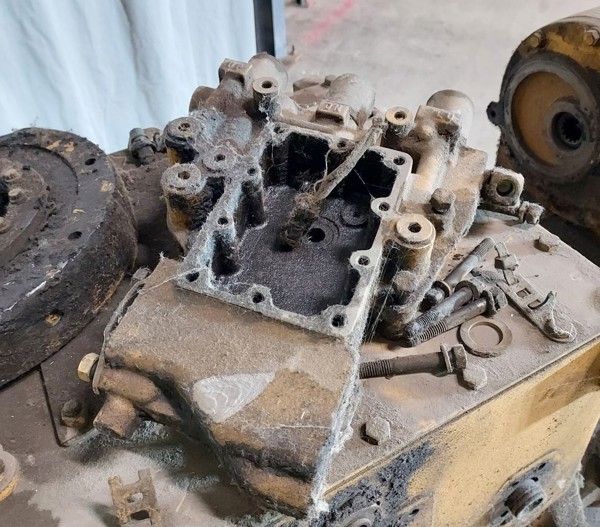 Used TRANSMISSION ARR 1466225 3