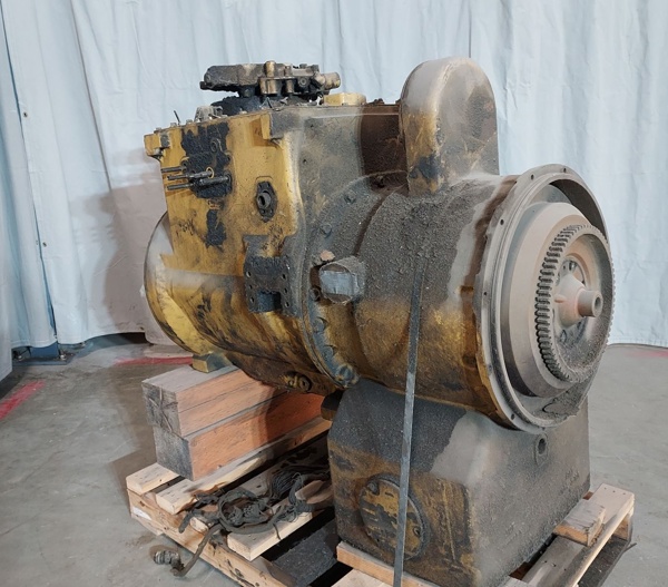 Used TRANSMISSION ARR 1466225 5