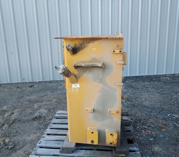 Used TANK A - HYDRAULIC 1539063 3