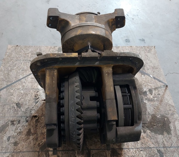 Used DIFFERENTIAL GRP - CENTER 1540300 2