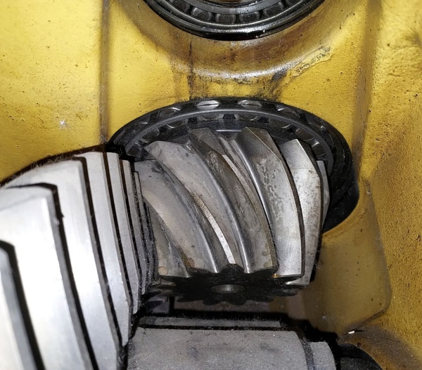 Used DIFFERENTIAL GRP - CENTER 1540300 3