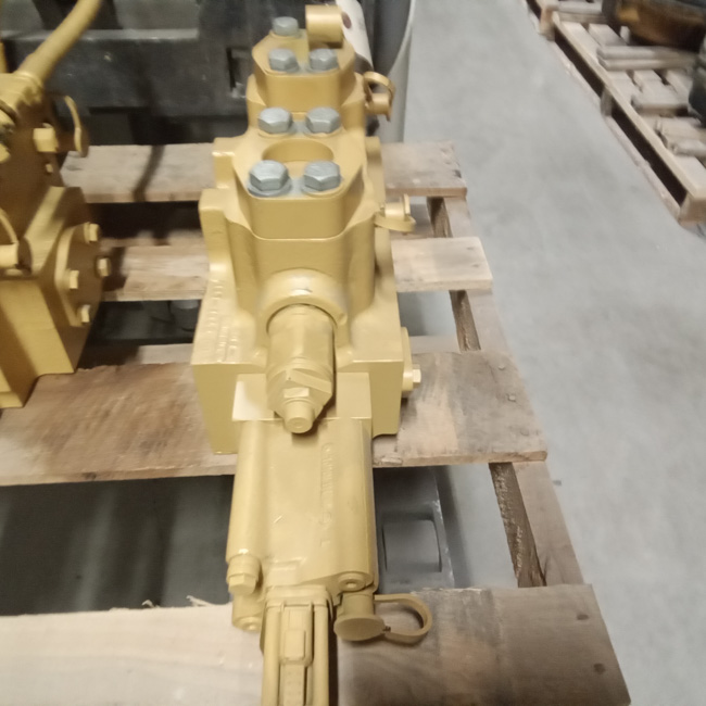 Unused Caterpillar VALVE GRP - CONTROL 1552268 3