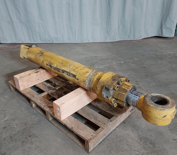Good Used CYLINDER GRP - COUNTERWEIGHT 1559197 4
