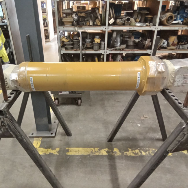 Rebuilt CYLINDER GRP - LIFT RH 1586586