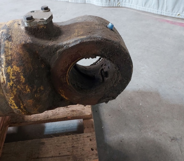 Good Used CYLINDER GRP - LIFT 1586587 3
