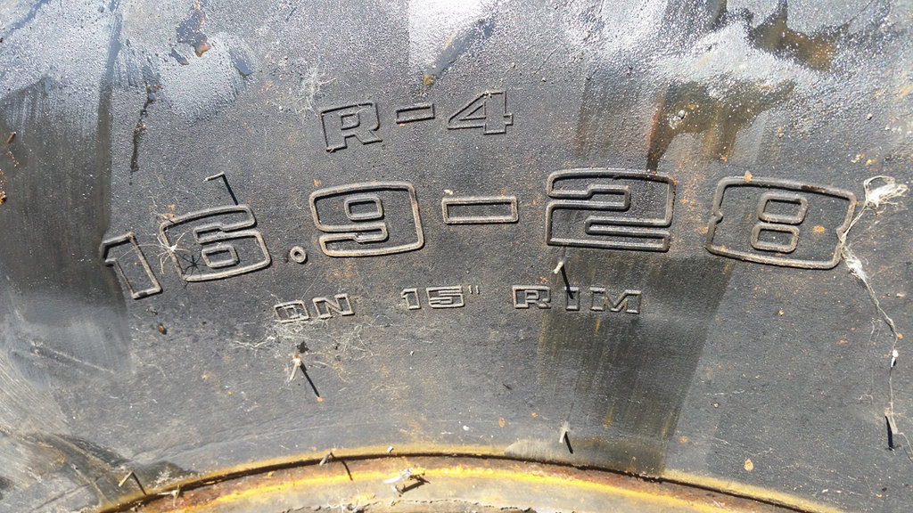 Used TIRE 16.9X28 3