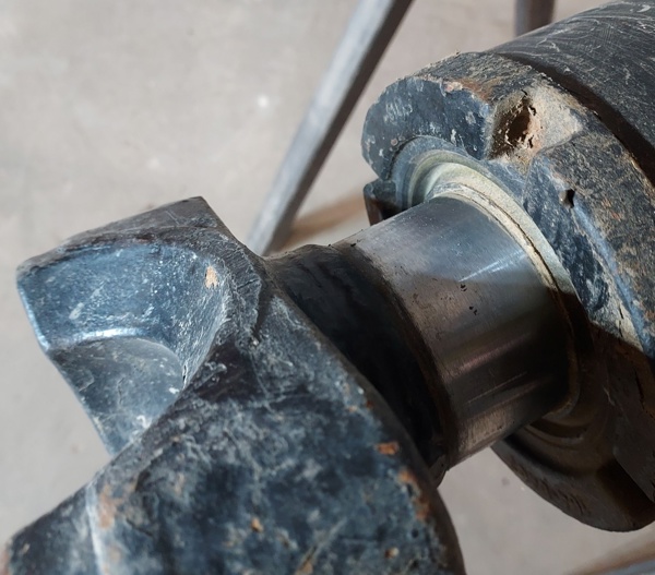 Good Used CYLINDER GRP - LIFT 1658633 3