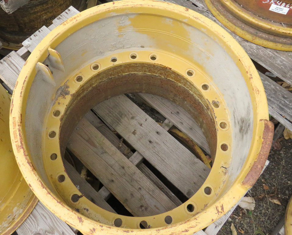 Used RIM GRP 1666398 2