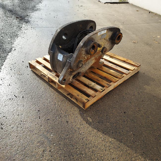Used COUPLER GRP - QUICK 1715954 4