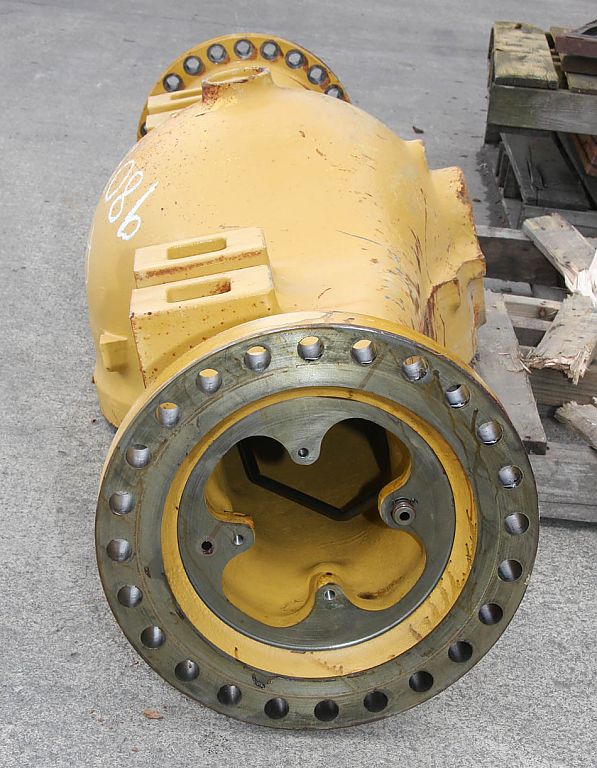 Used HOUSING A - AXLE FRONT 1716874 3