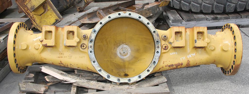 Used HOUSING A - AXLE FRONT 1716874 4