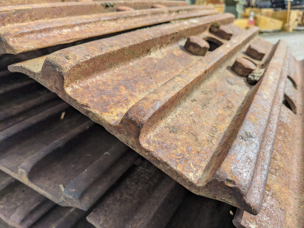Used TRACK GRP 1764852 14