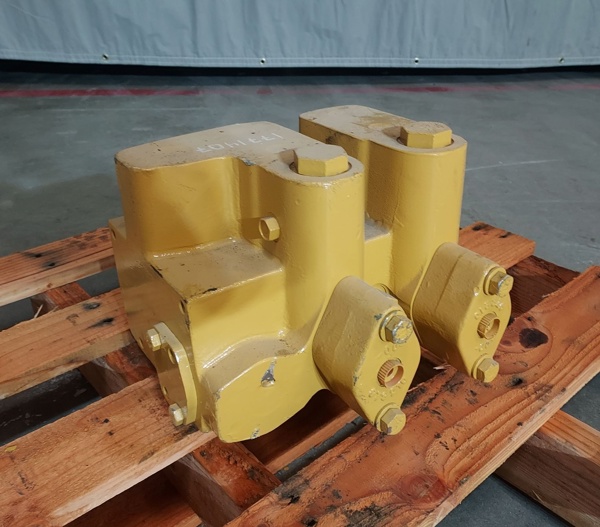 Used VALVE GRP - CONTROL 1771407 3