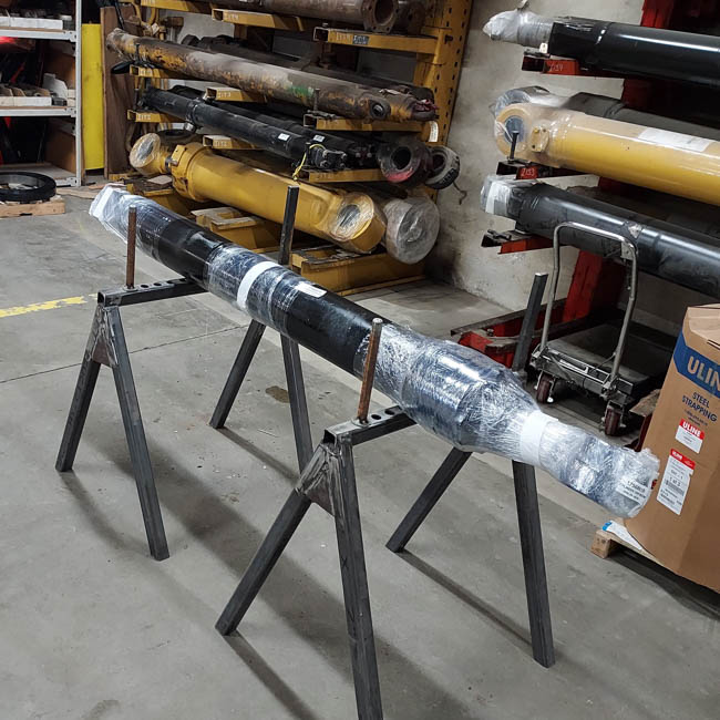 Used CYLINDER & SEAL GRP- BOOM 1771765 2