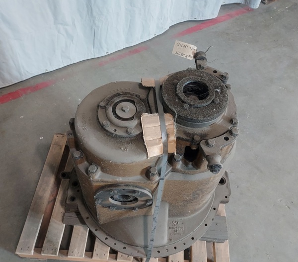 Used TRANSMISSION ARR 1803429 3