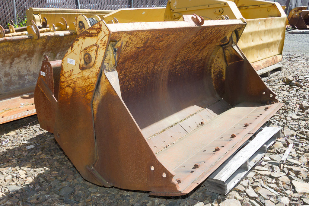 Used BUCKET GP 1842552 3