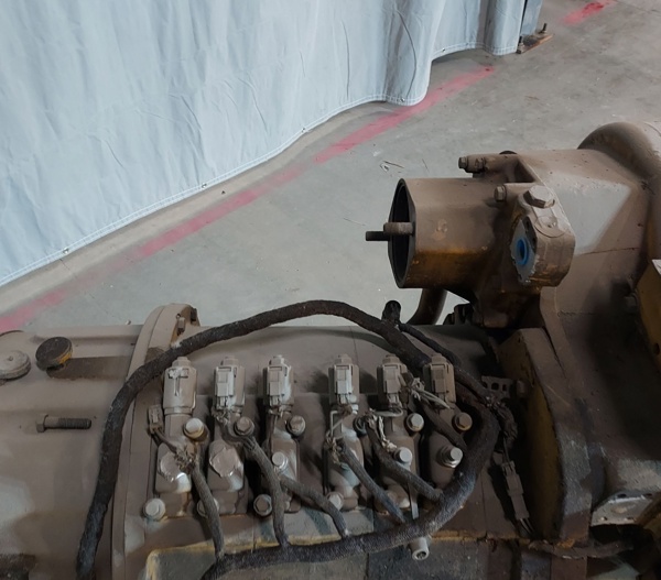 Used TRANSMISSION ARR 1862382 3