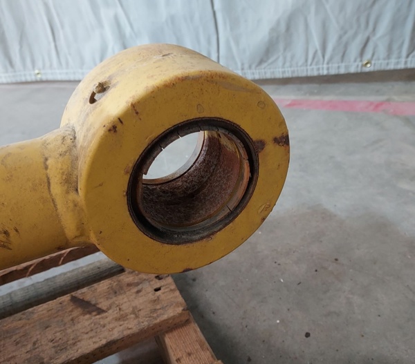 Good Used CYLINDER GRP - TILT 1894645 4