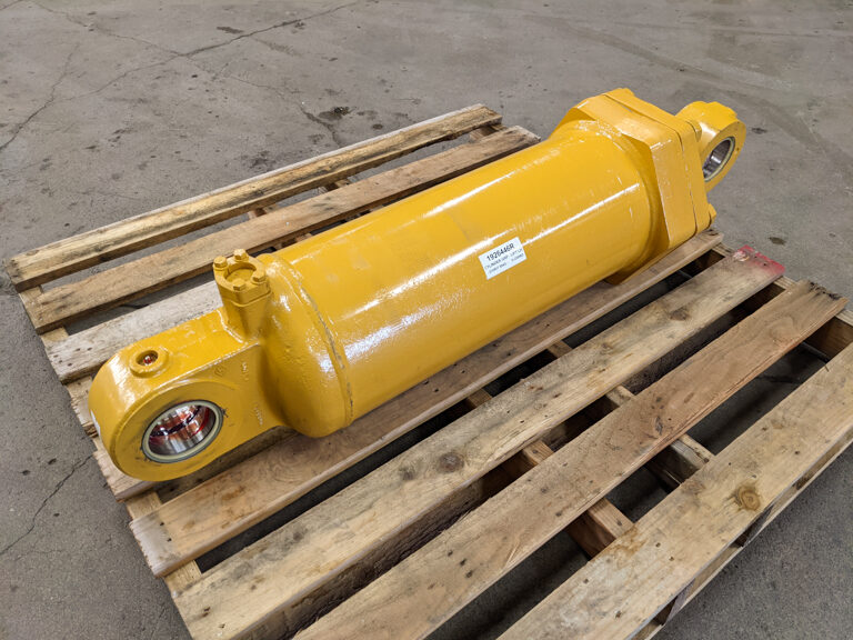 Rebuilt CYLINDER GRP - LIFT LH 1926446 : Portland Tractor Inc. (PTI)