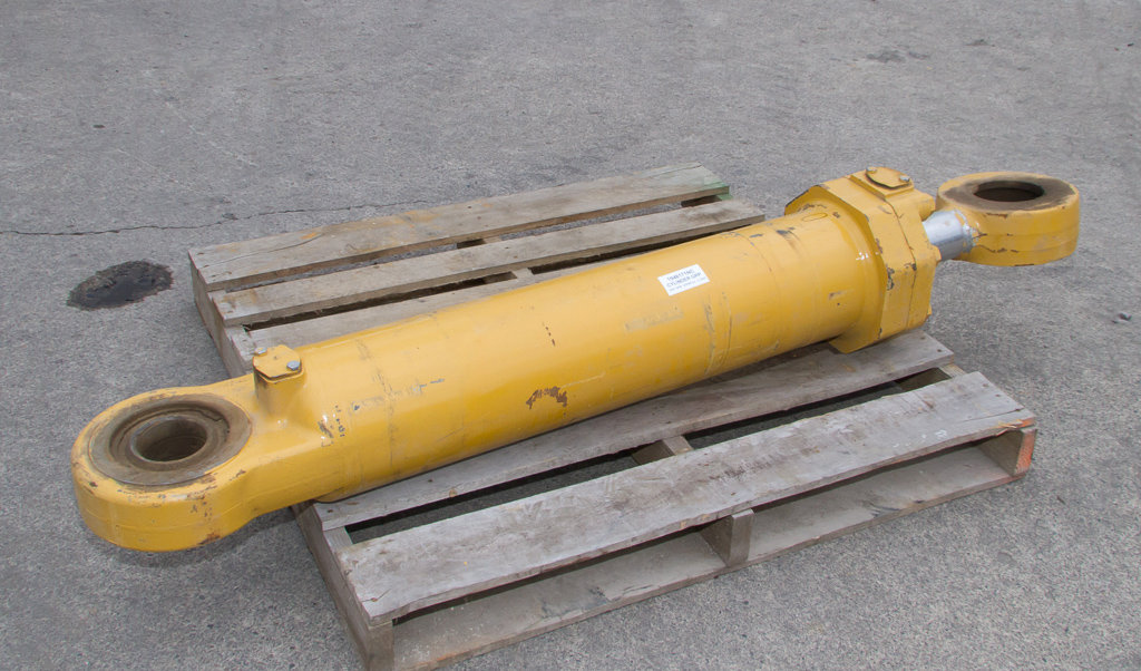 Unused Caterpillar CYLINDER GRP - STEER LH 1946171 : Portland Tractor ...