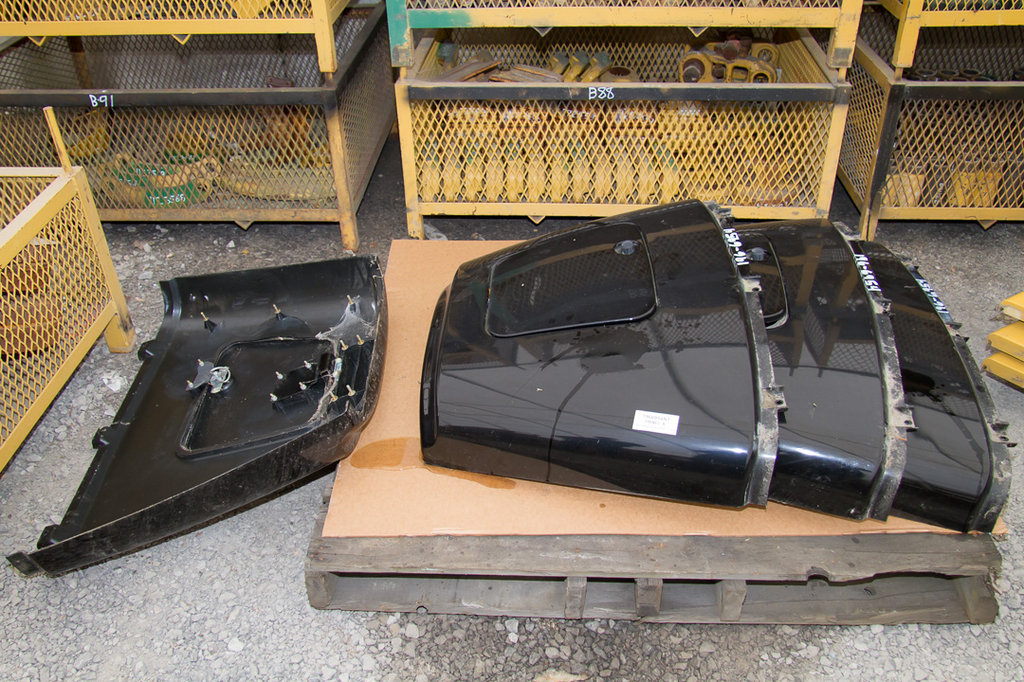 New CAT Take Off PANEL A 1966954 : Portland Tractor Inc. (PTI)