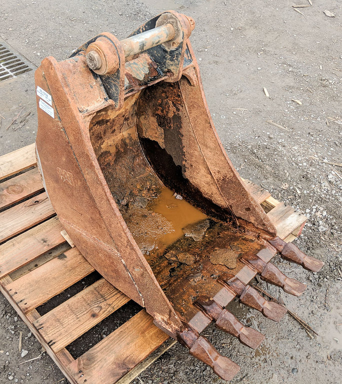 Used BUCKET GRP - HOE HEAVY DUTY 1975092
