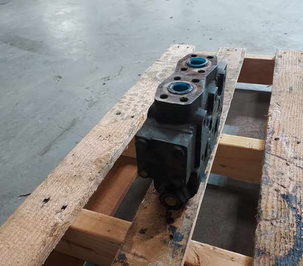 Used VALVE GRP - COUNTERBALANCE 1990504 2