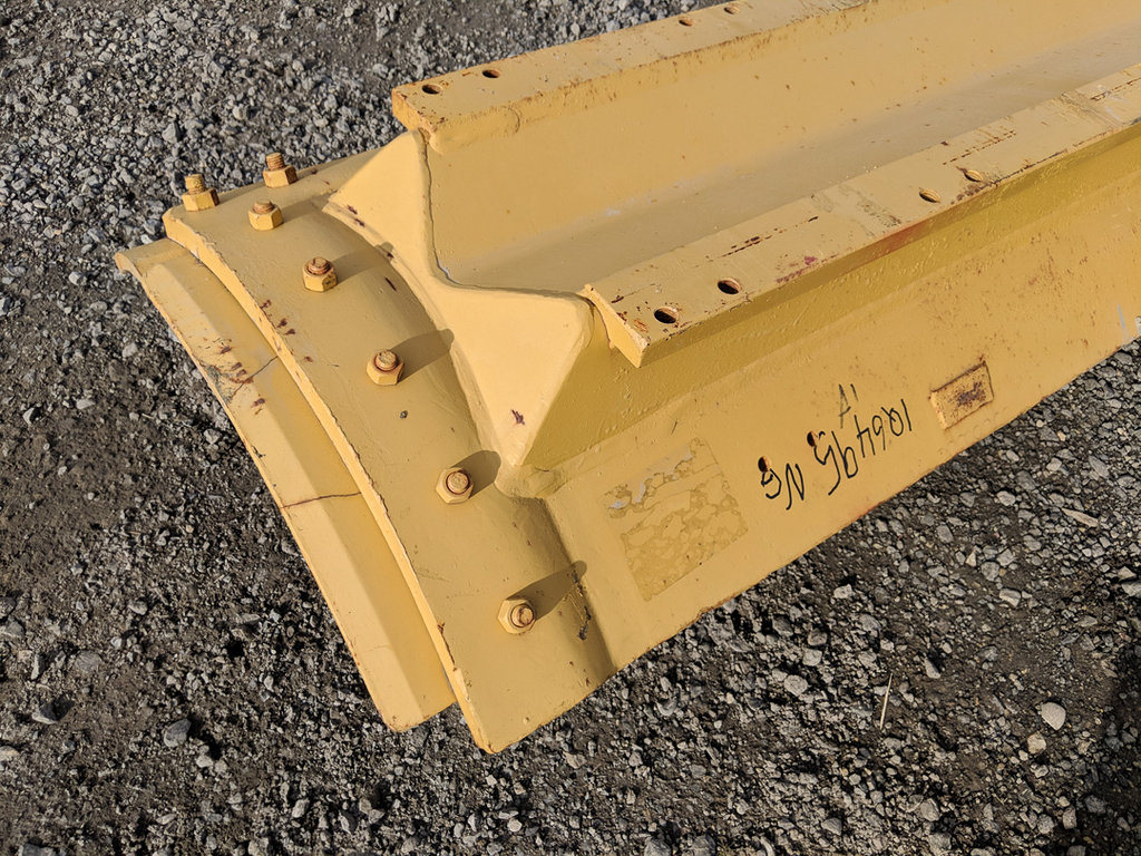 Unused Caterpillar MOLDBOARD A 1Q6495 7