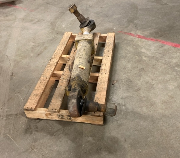 Used CYLINDER GRP - STEER 1U3182 2