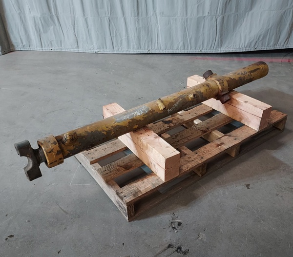 Core CYLINDER GRP - LIFT 1U3990 5