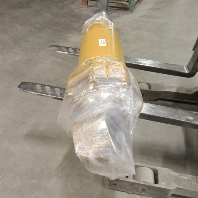 Rebuilt CYLINDER GRP - TILT 2023045