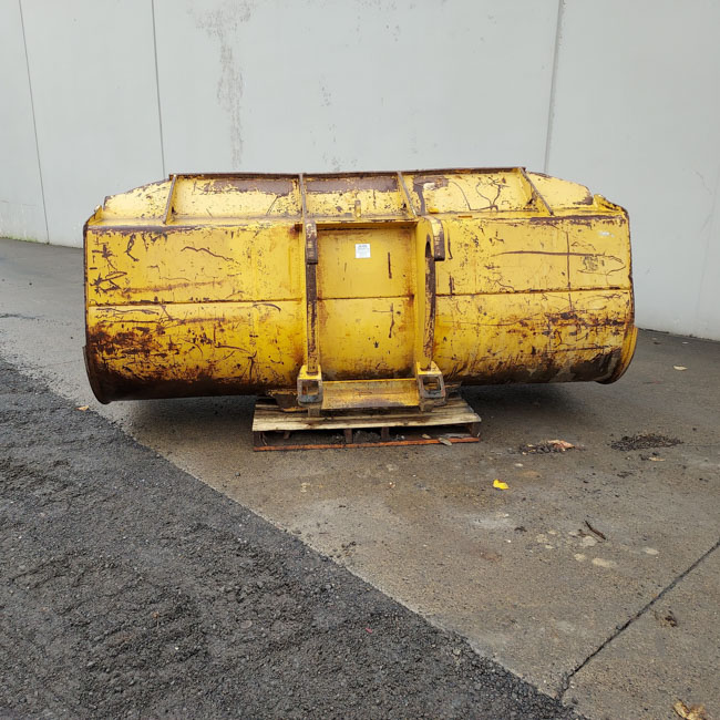 Used BUCKET 2096667 13