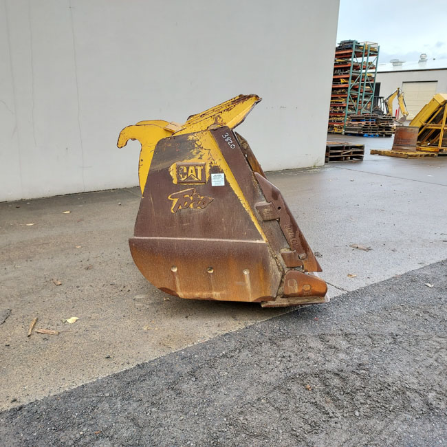 Used BUCKET 2096667 4